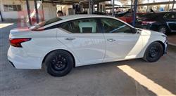 نیسان ئەلتیما